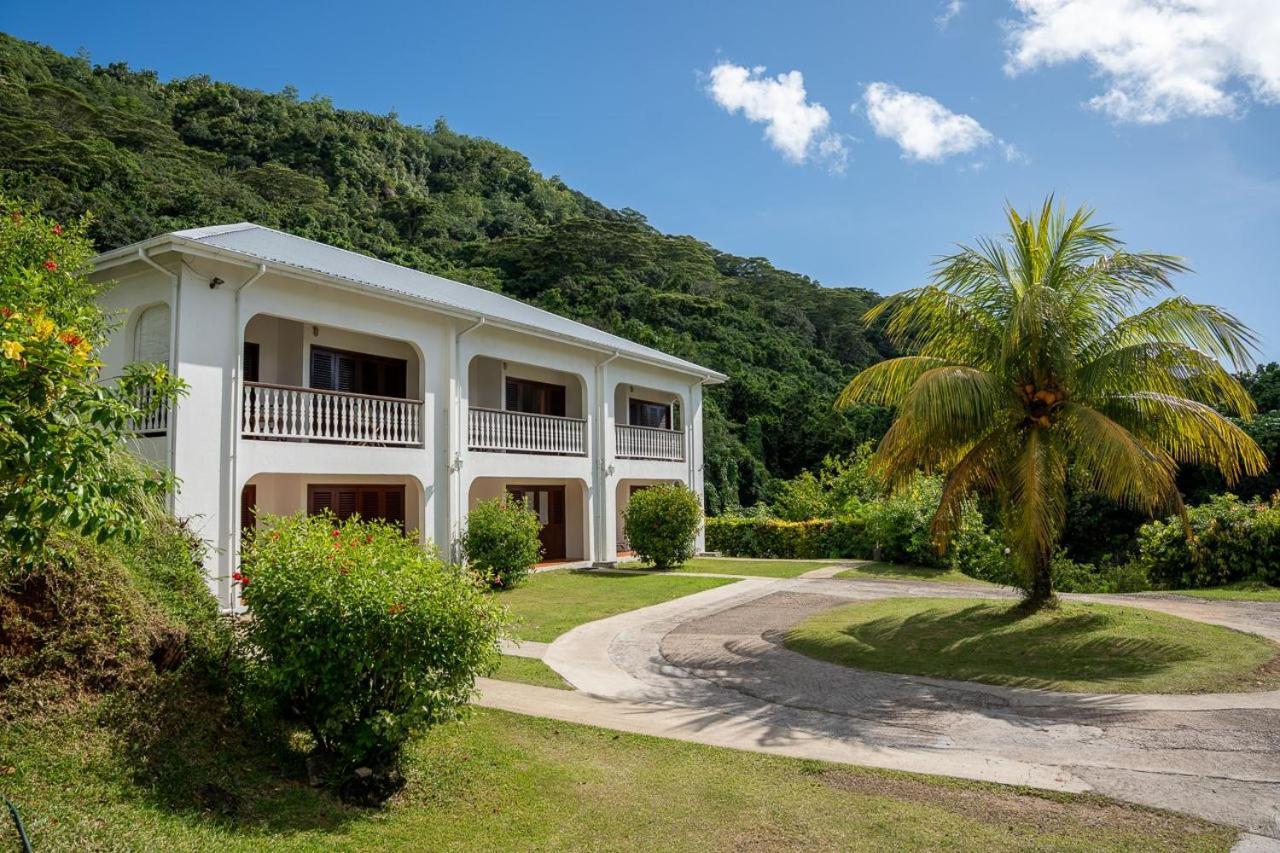 La * Baie Lazare (Mahe)