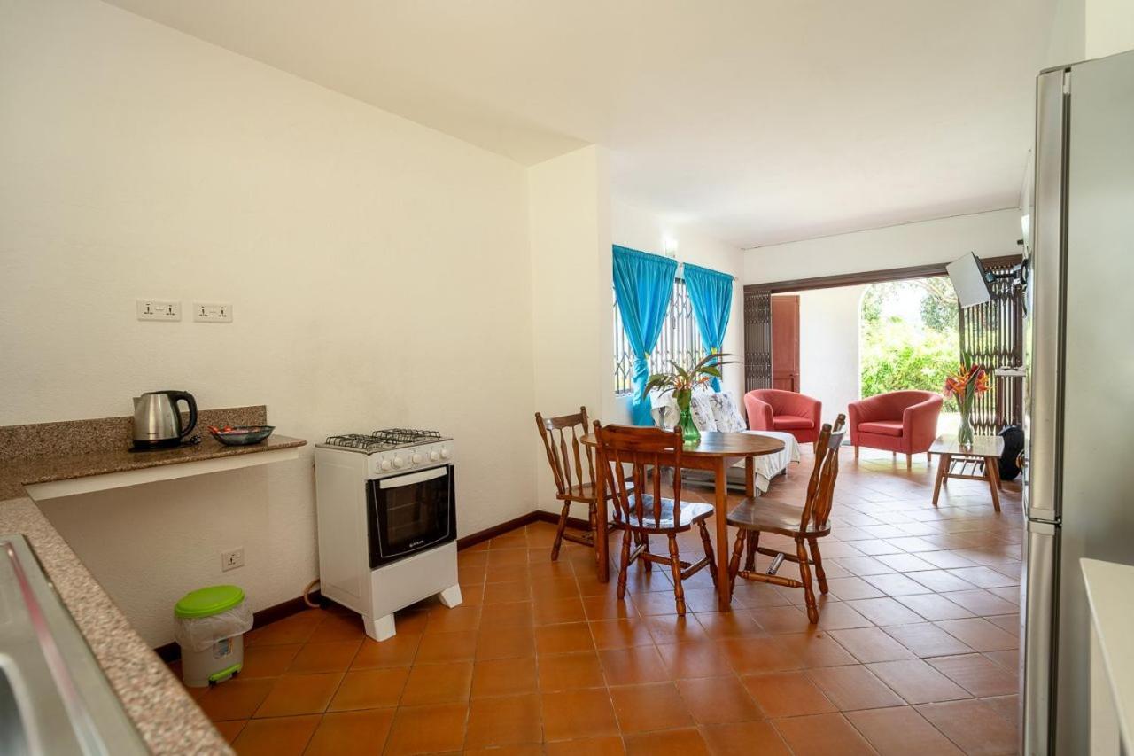 La Apartament *
