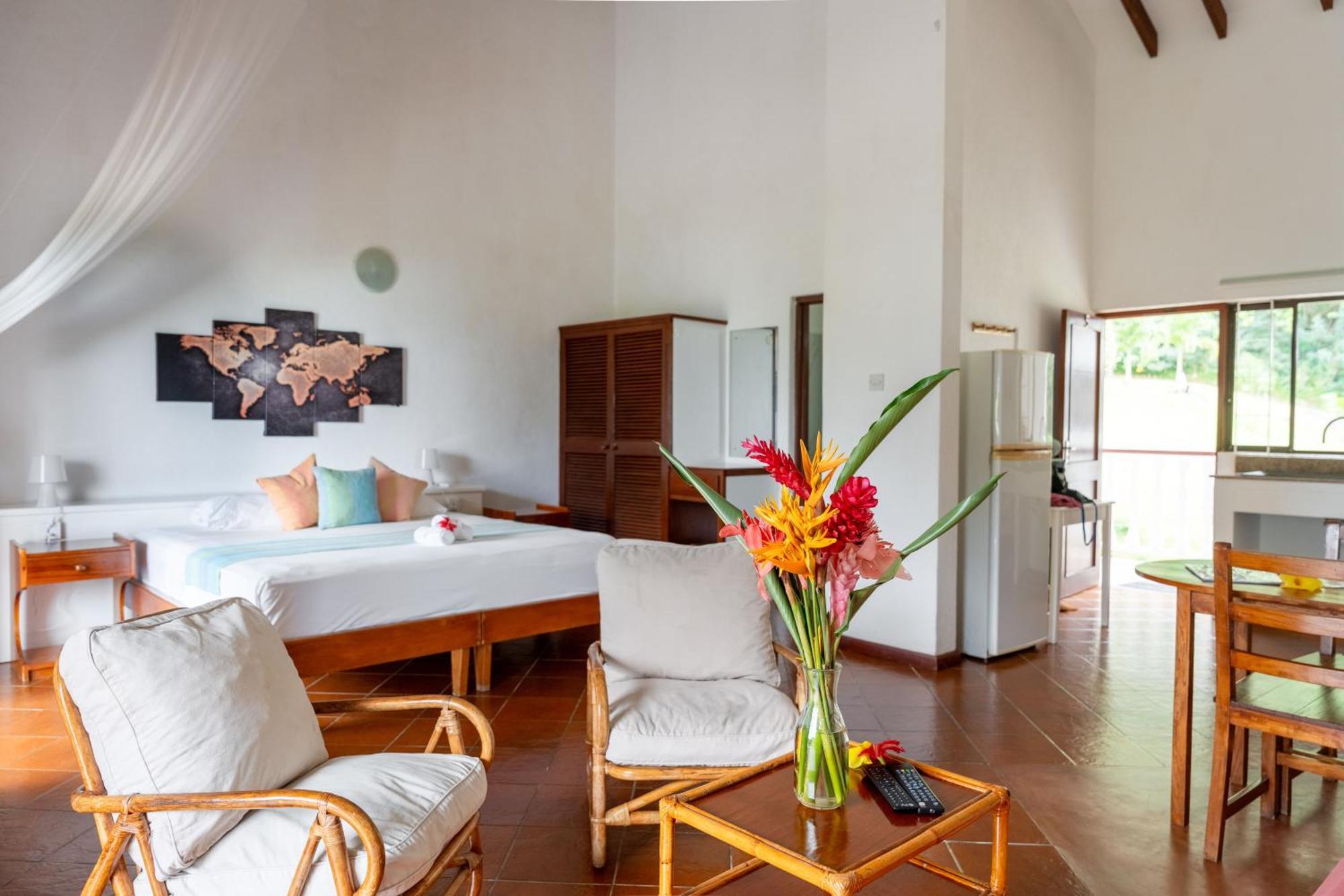 La Apartment Baie Lazare (Mahe)