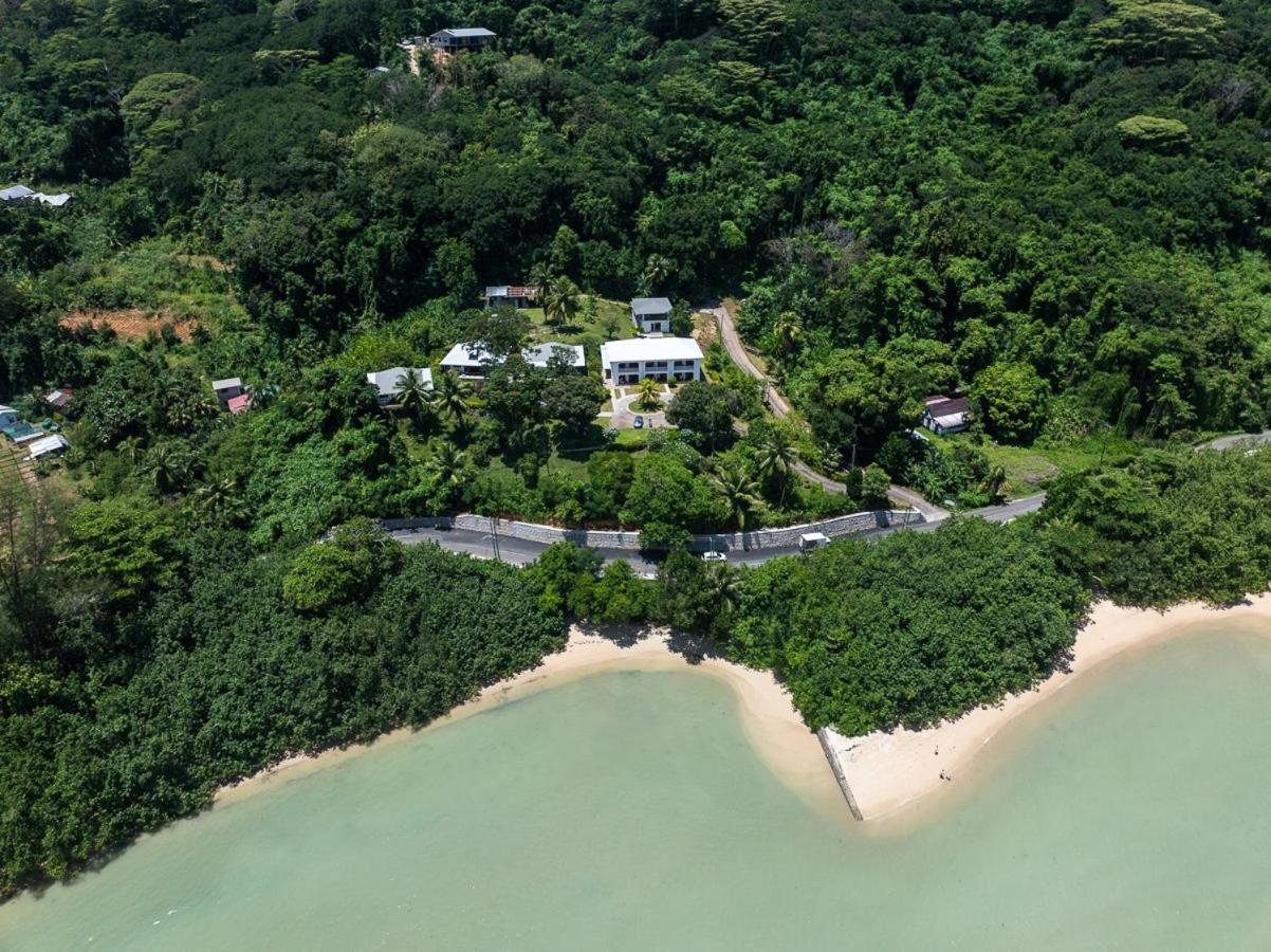 La * Baie Lazare (Mahe)